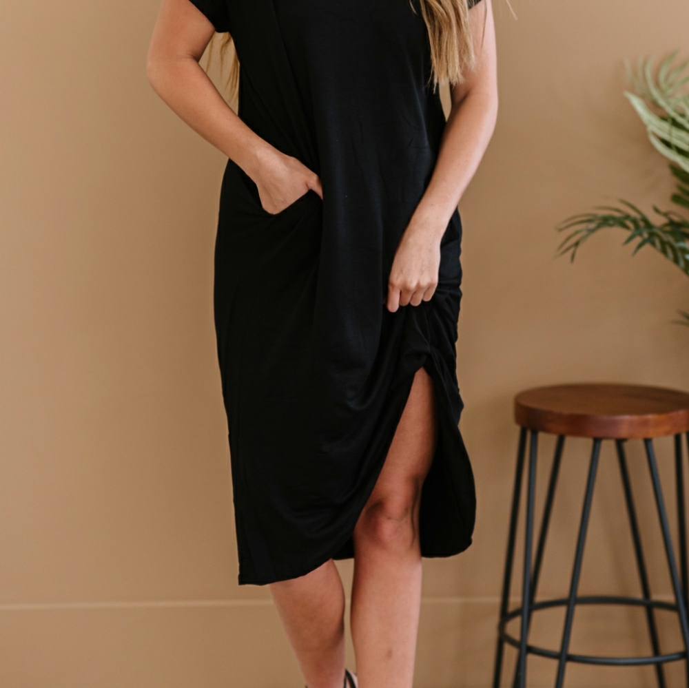 P & Rose Plot Twist Full Size T-Shirt Dress With … - image 2